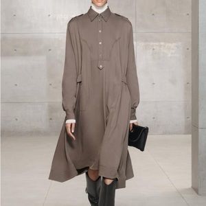 Women’s dress size small NWT